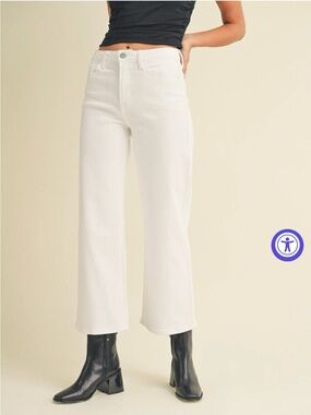 Women's White High-Rise Straight Jeans